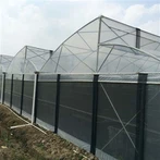 Sawtooth lauksaimniecības siltumnīca